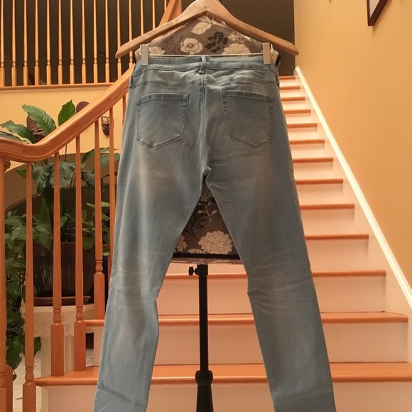 Uniqlo Light Blue Skinny Jeans - Picture 3 of 5